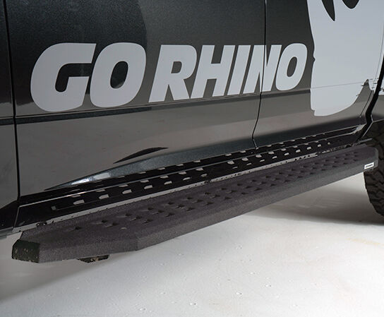PISADERA FIJA RB20 CHEVROLET SILVERADO CREW CAB 2014 - 2018